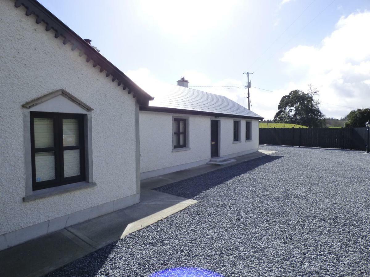 Ashford Villa Cong Exterior photo